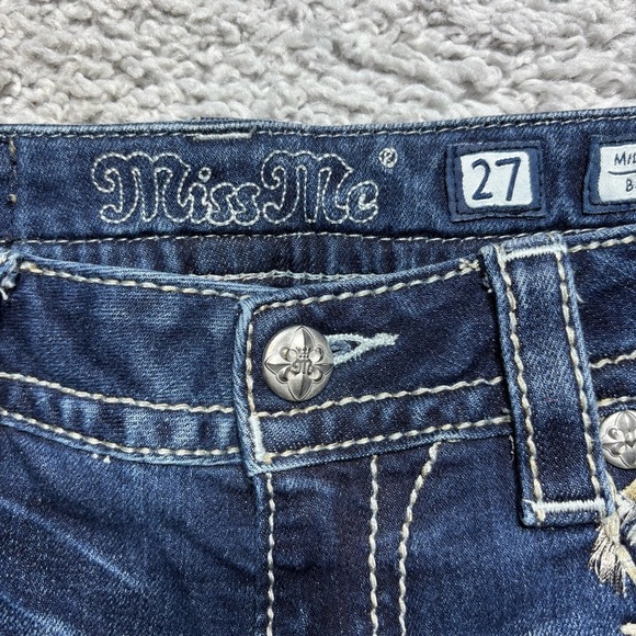 Miss Me Shorts Womens 27 Mid Rise Big Stitch Flap Gems Rhinestones Western Rodeo - Picture 2 of 6